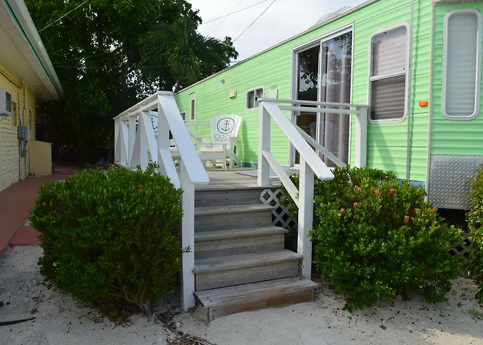 Drop Anchor Resort & Marina